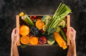 Healthy-food-donation-696x454